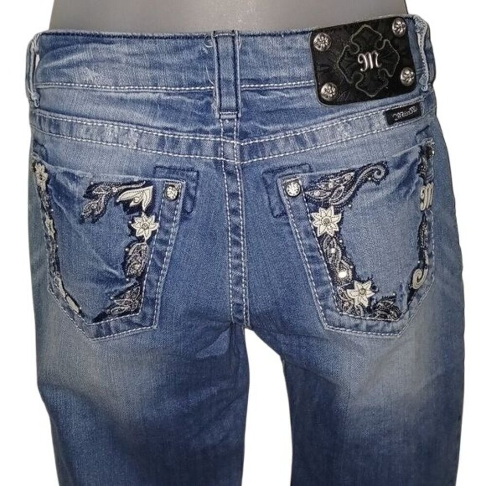 Miss Me Embroidered Floral Capri Jeans